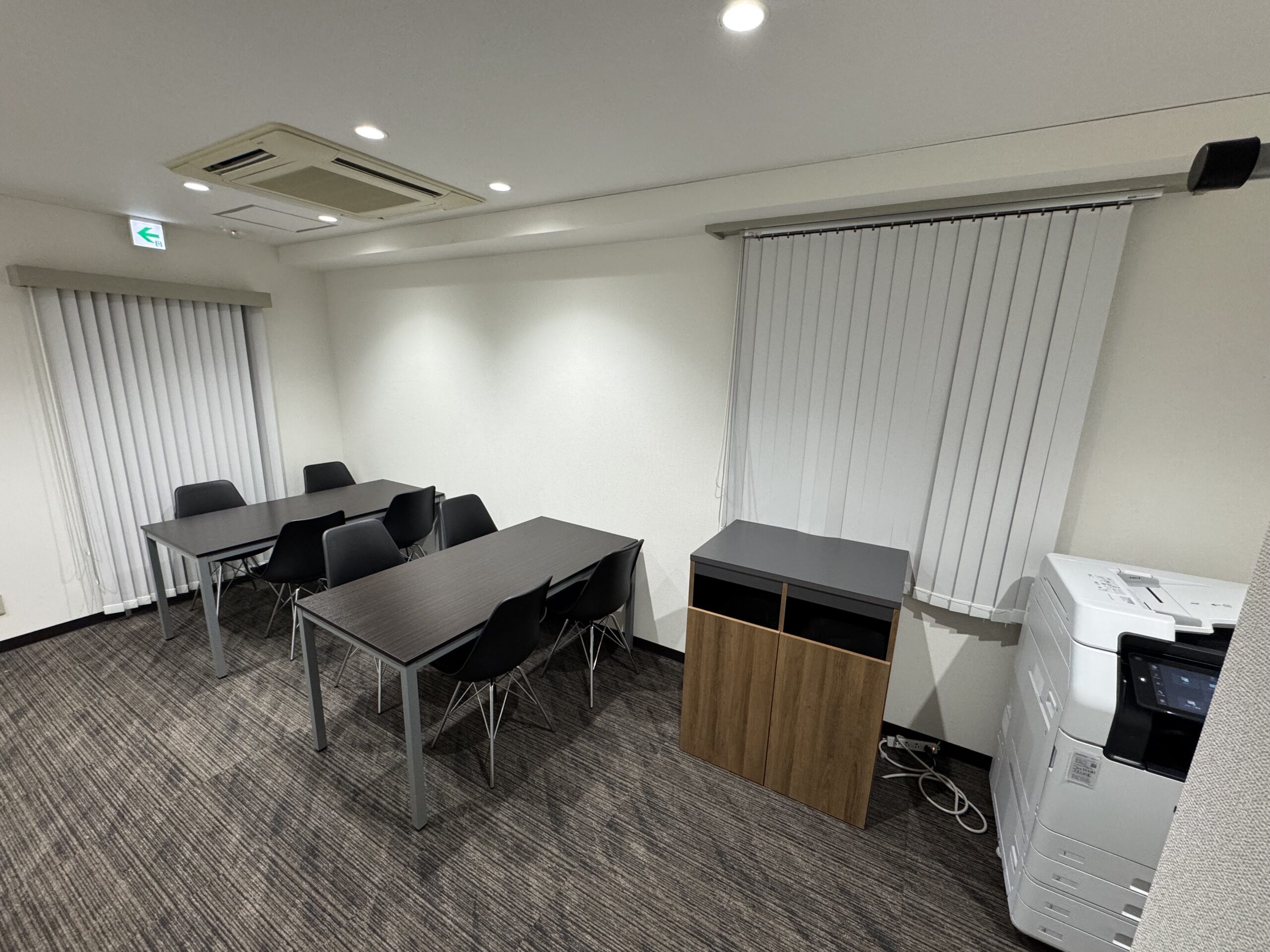 ラウンジ